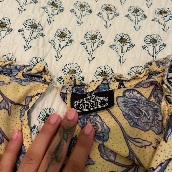 angie’s boutique floral dress - Picture 2 of 2